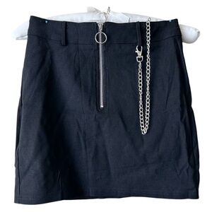 Skirt Black Silver Chain with hooks to belt loops Half-Zipper Front Size XS